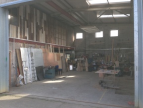 Workshop without cabin